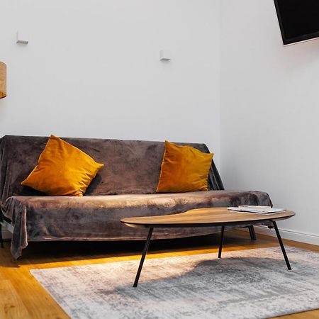 Well Located Cozy Place Leopoli Esterno foto
